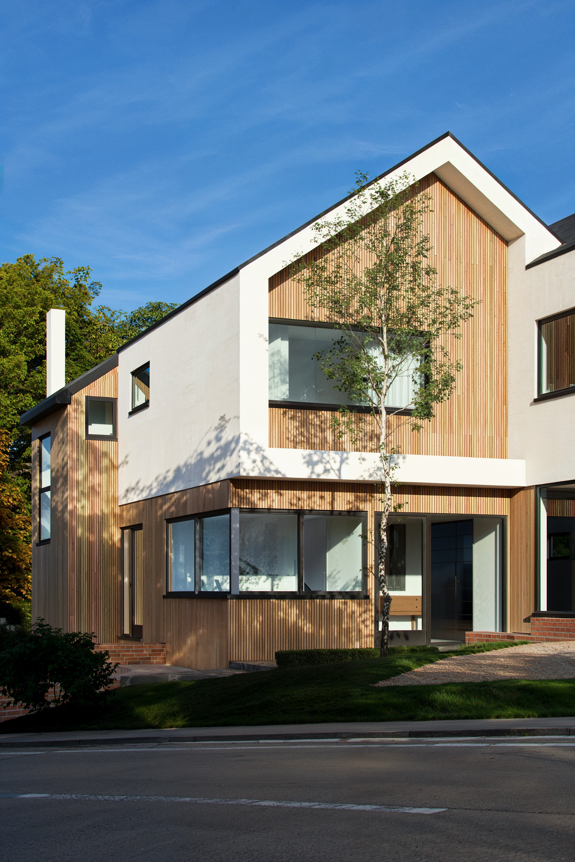 Steeds Way — view 2