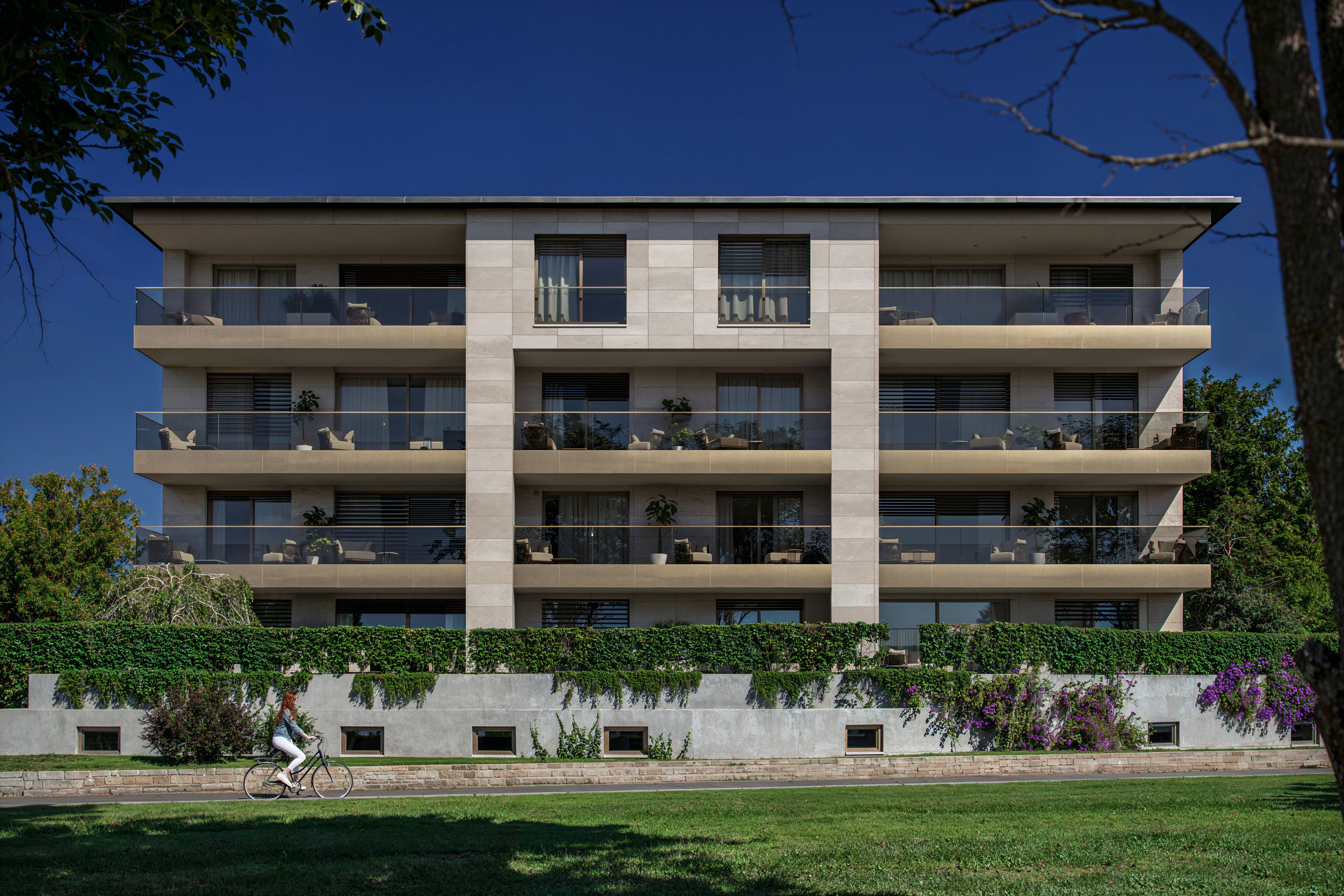 Residence 721 — view 5