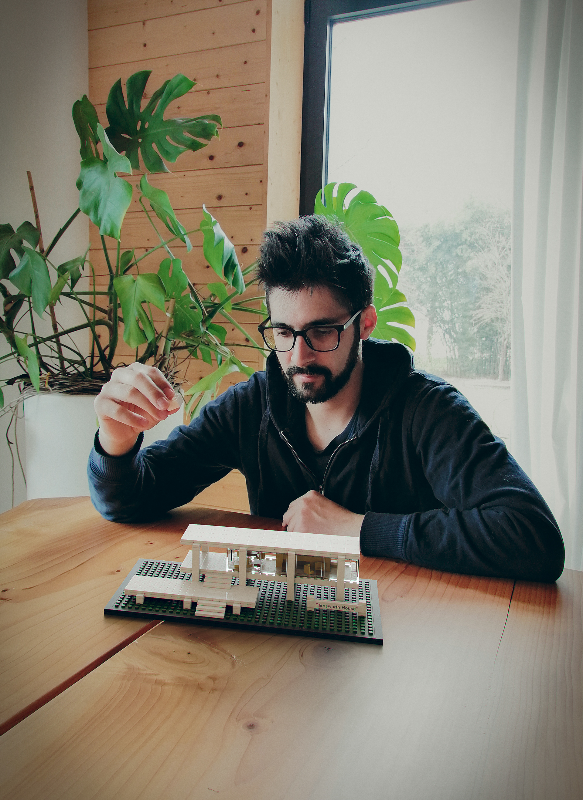 Lego Farnsworth House — view 1