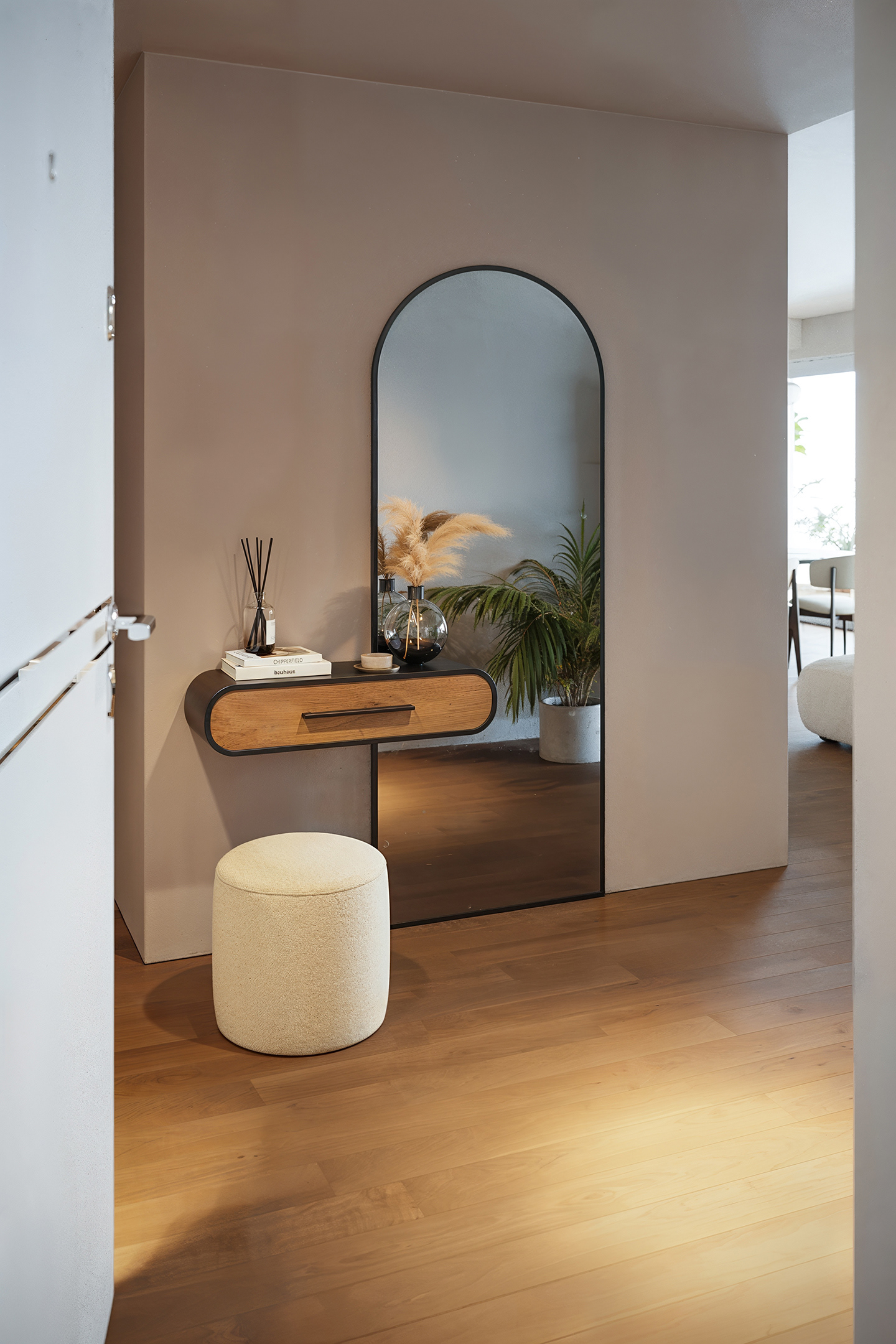 Lugano Family Apartment — view 11