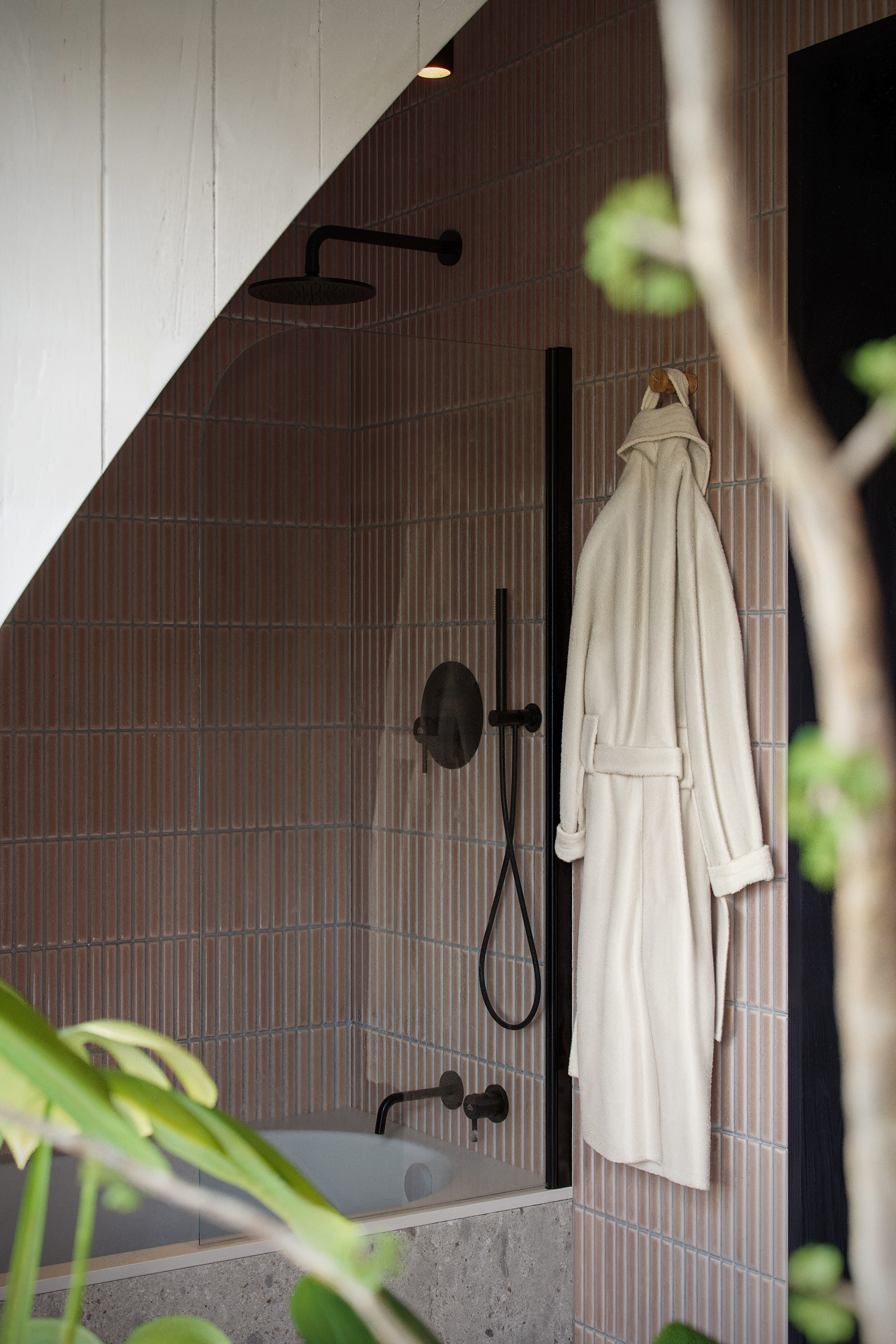 Nissen hut conversion - Bedroom and En-suite — view 13
