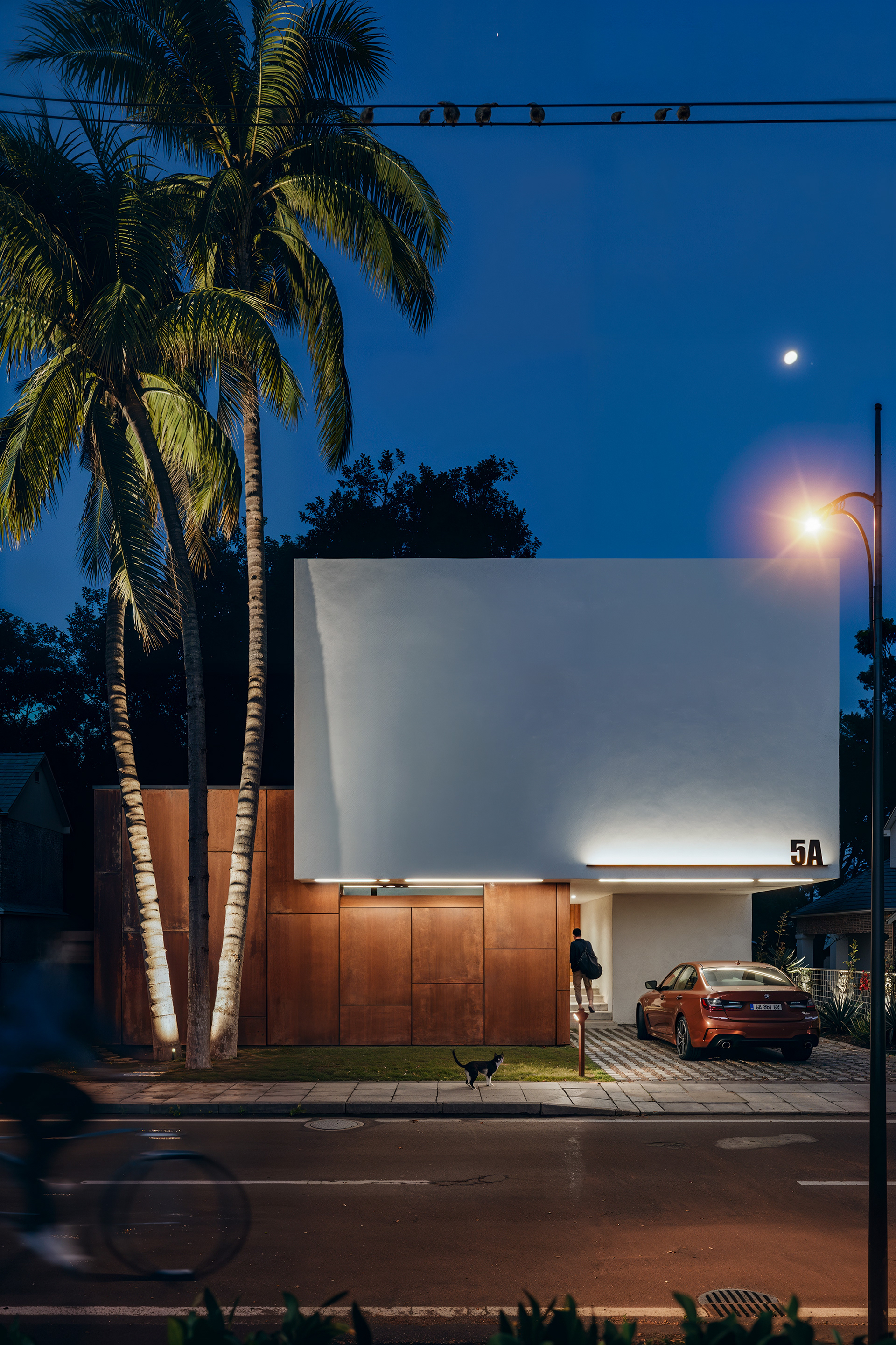 Cube House — view 5